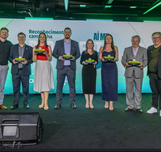 ACIBALC é reconhecida no Celebra Facisc 2025 pela atuação na campanha “Aí Me Representa”