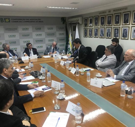 Jonny Zulauf reúne-se com diretores da CACB e presidente do Sebrae Nacional 